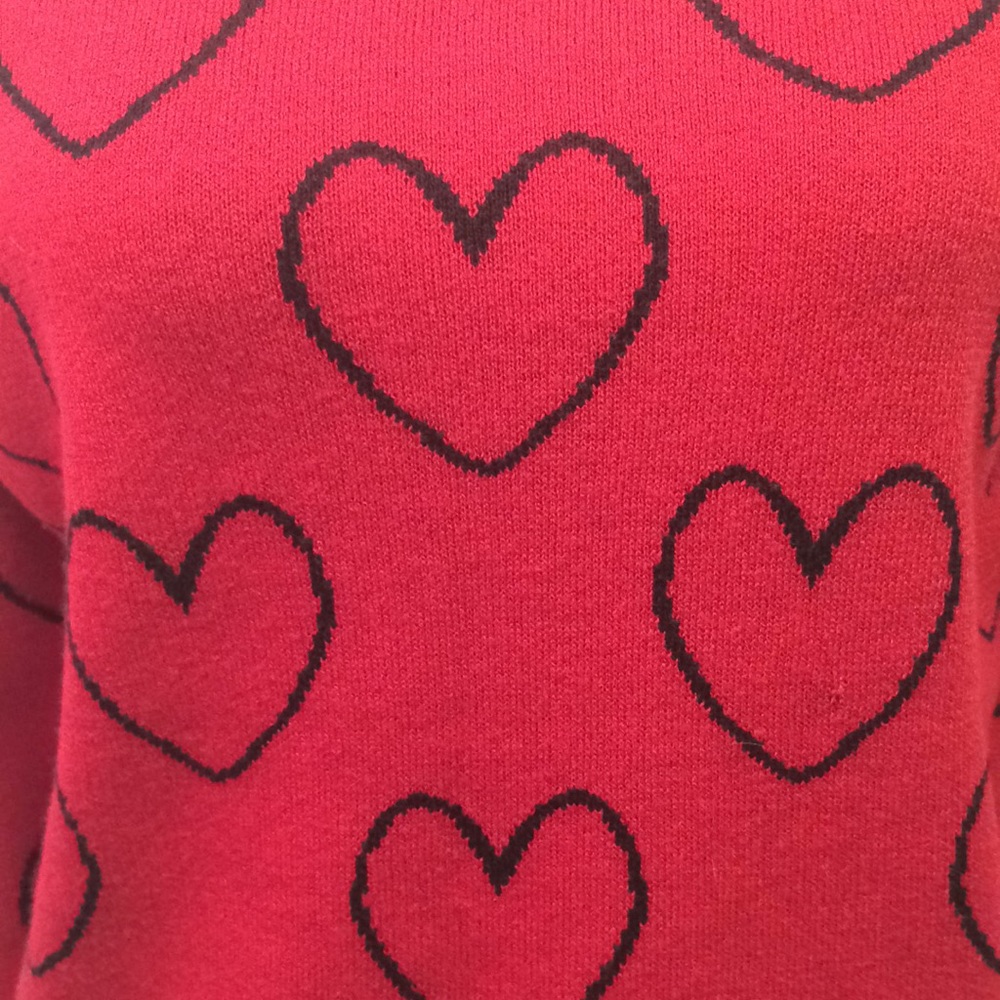 SOLD Black Outline Heart Red Valentine Sweater - Picture 4 of 5